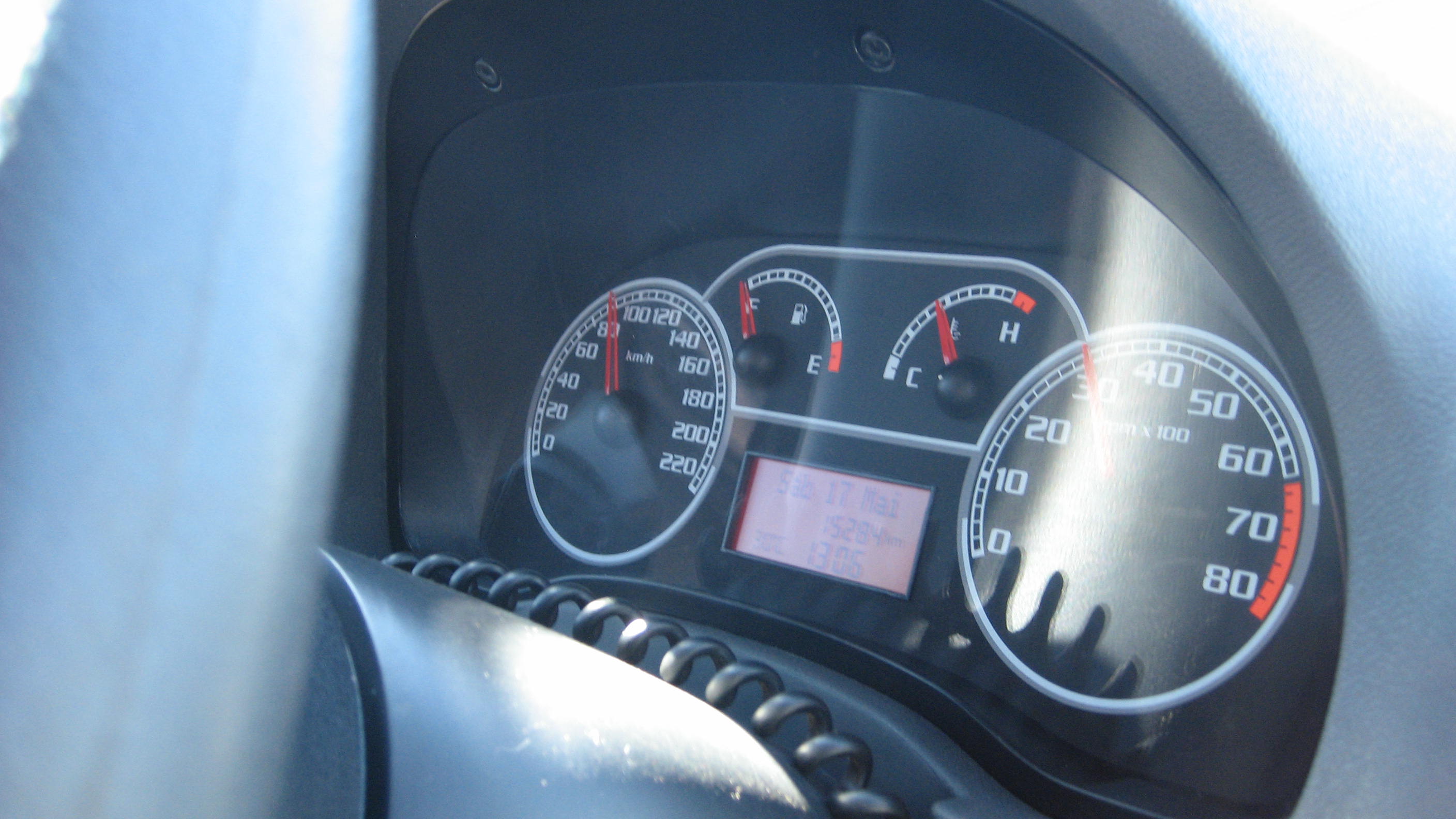 Fuel gauges of tri-flex Fiat