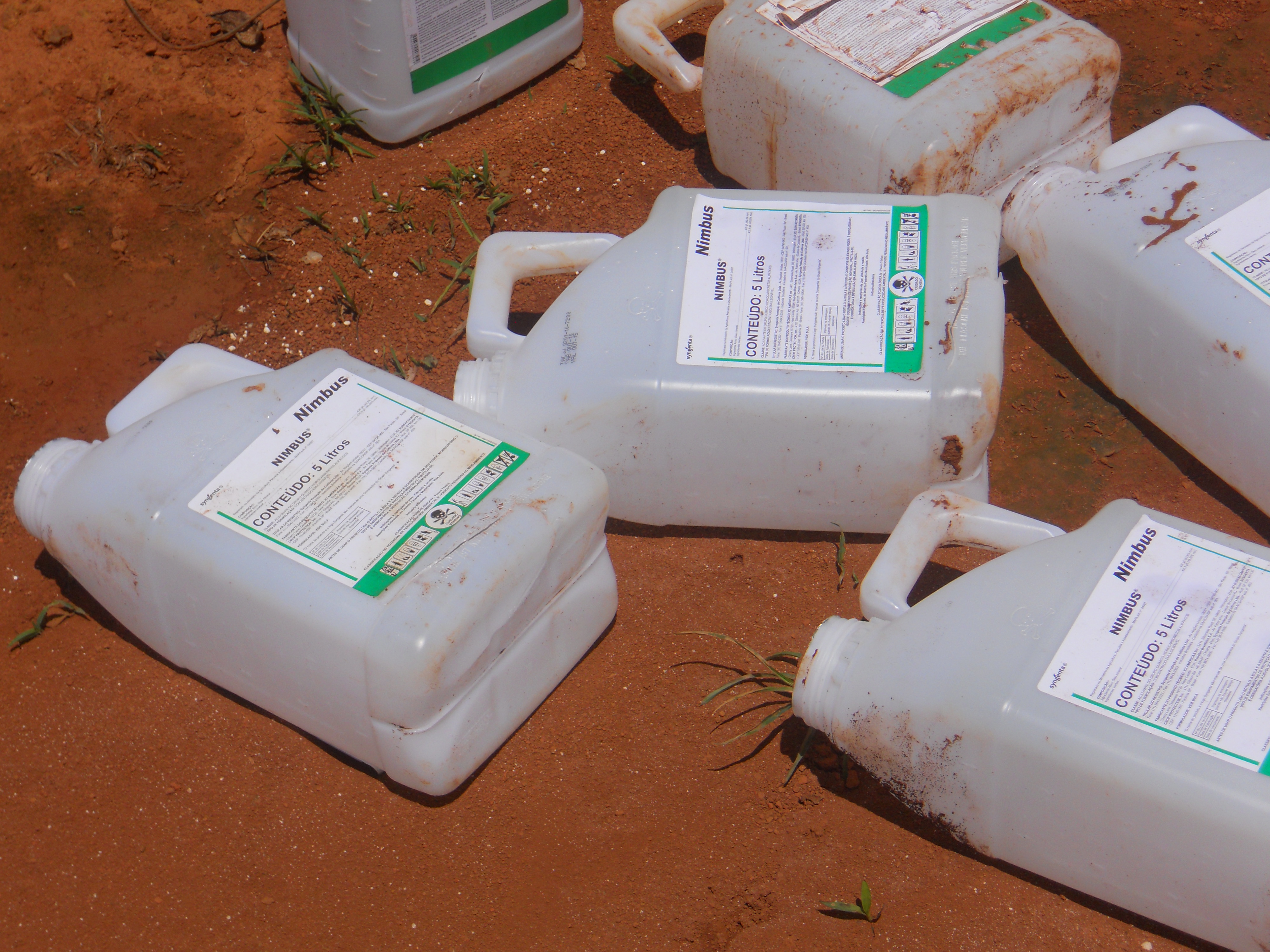 The descant Nimbus used on soybeans near Campo Verde in southeastern Mato Grosso, Brazil