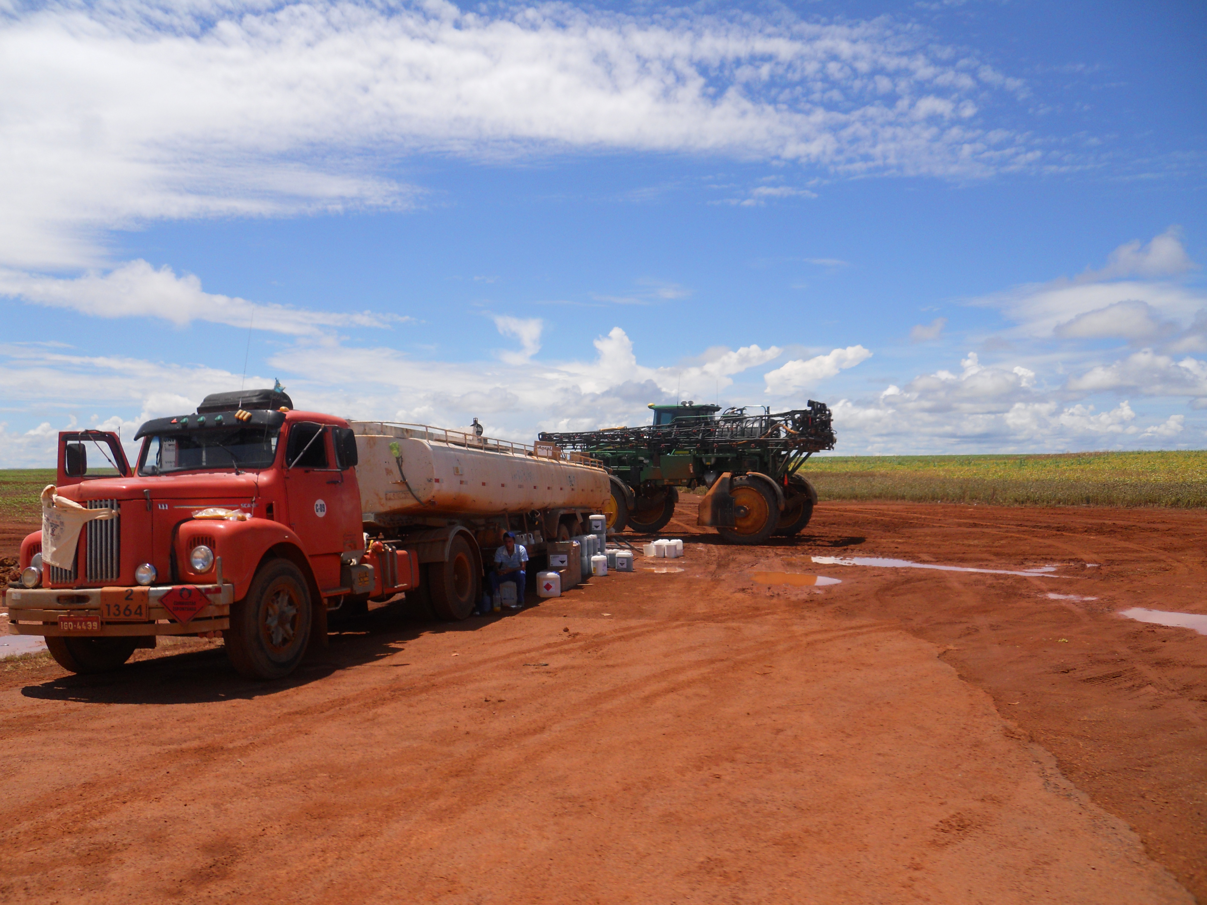 Spraying soybeans for rust control near Primavera do Leste in southeastern Mato Grosso, Brazil