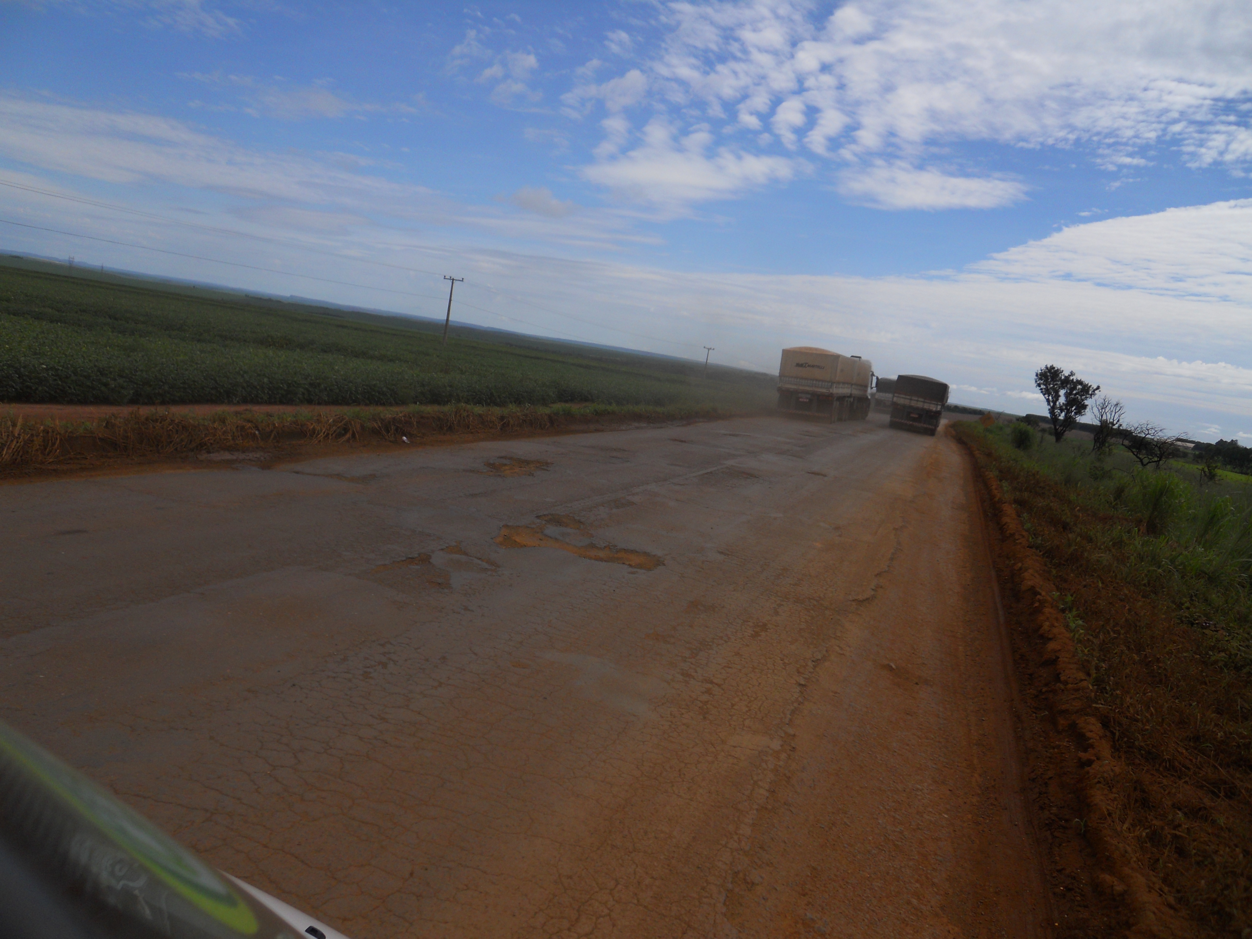 Poor road conditions along BR-364 near Alta Garcas in southeastern Mato Grosso, Brazil