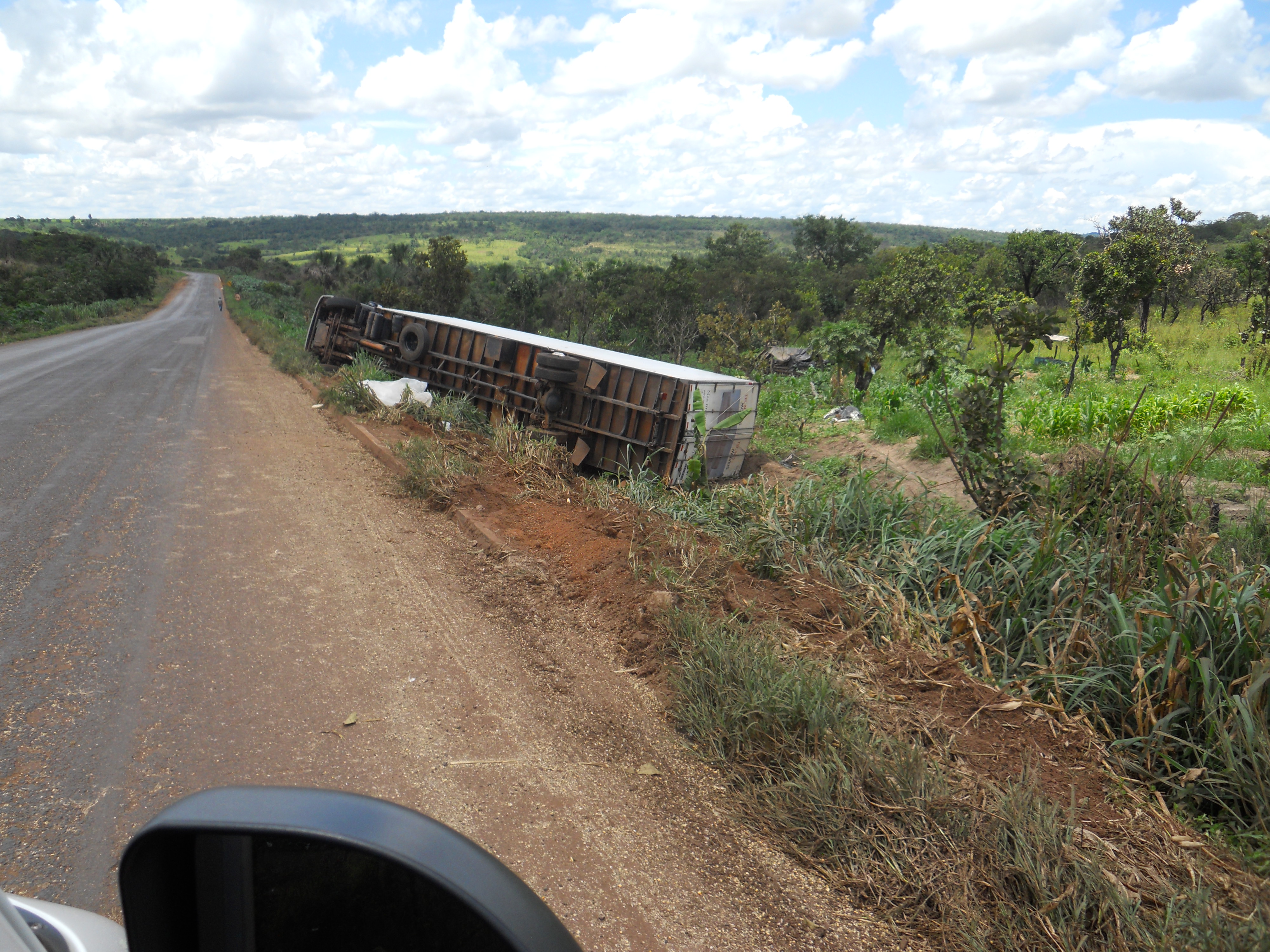 Overturned truck along BR-364 near Alta Garcas in southeastern Mato Grosso, Brazil