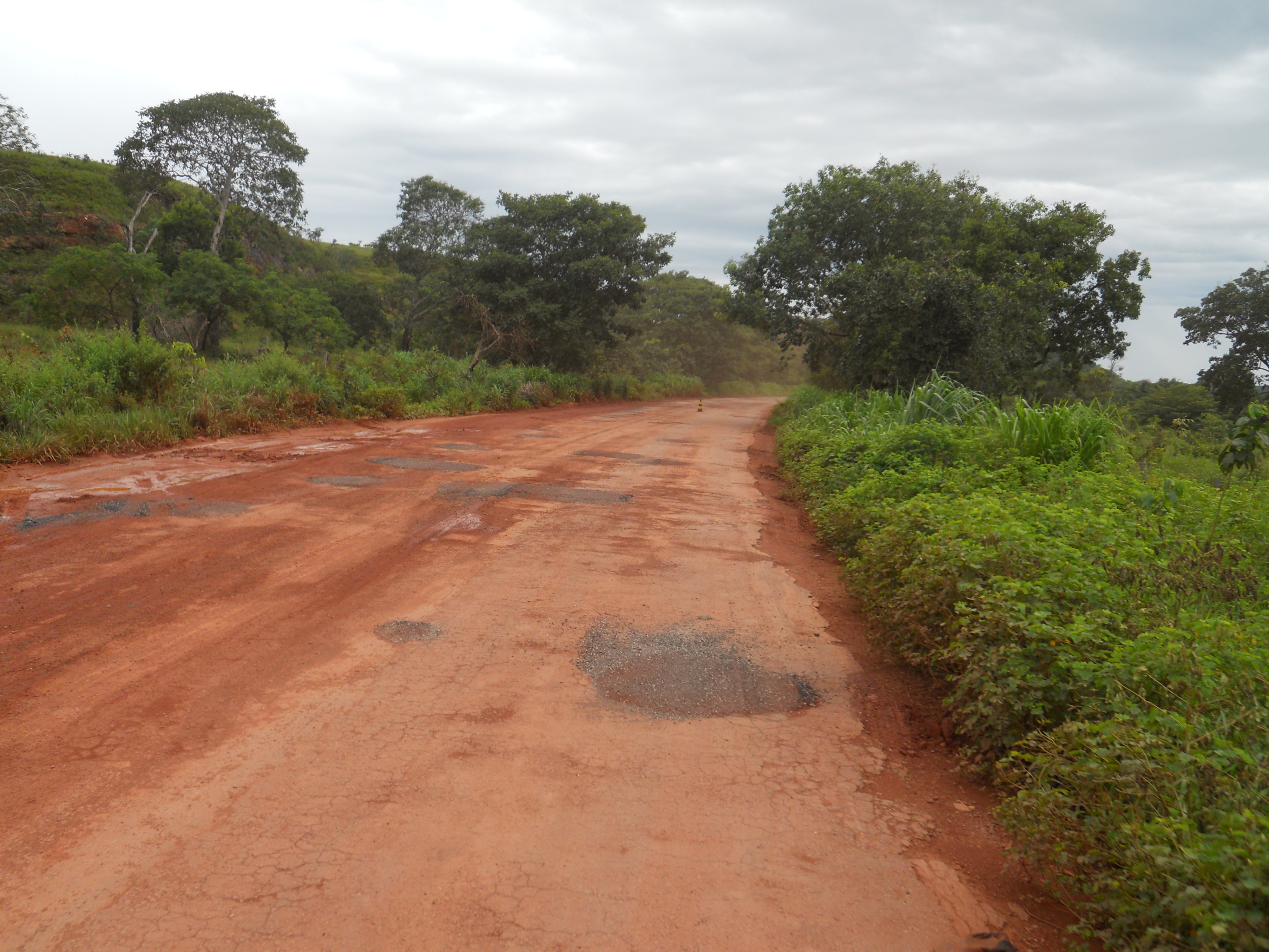 Poor condition of highway near Primavera do Leste in southeastern Mato Grosso, Brazil