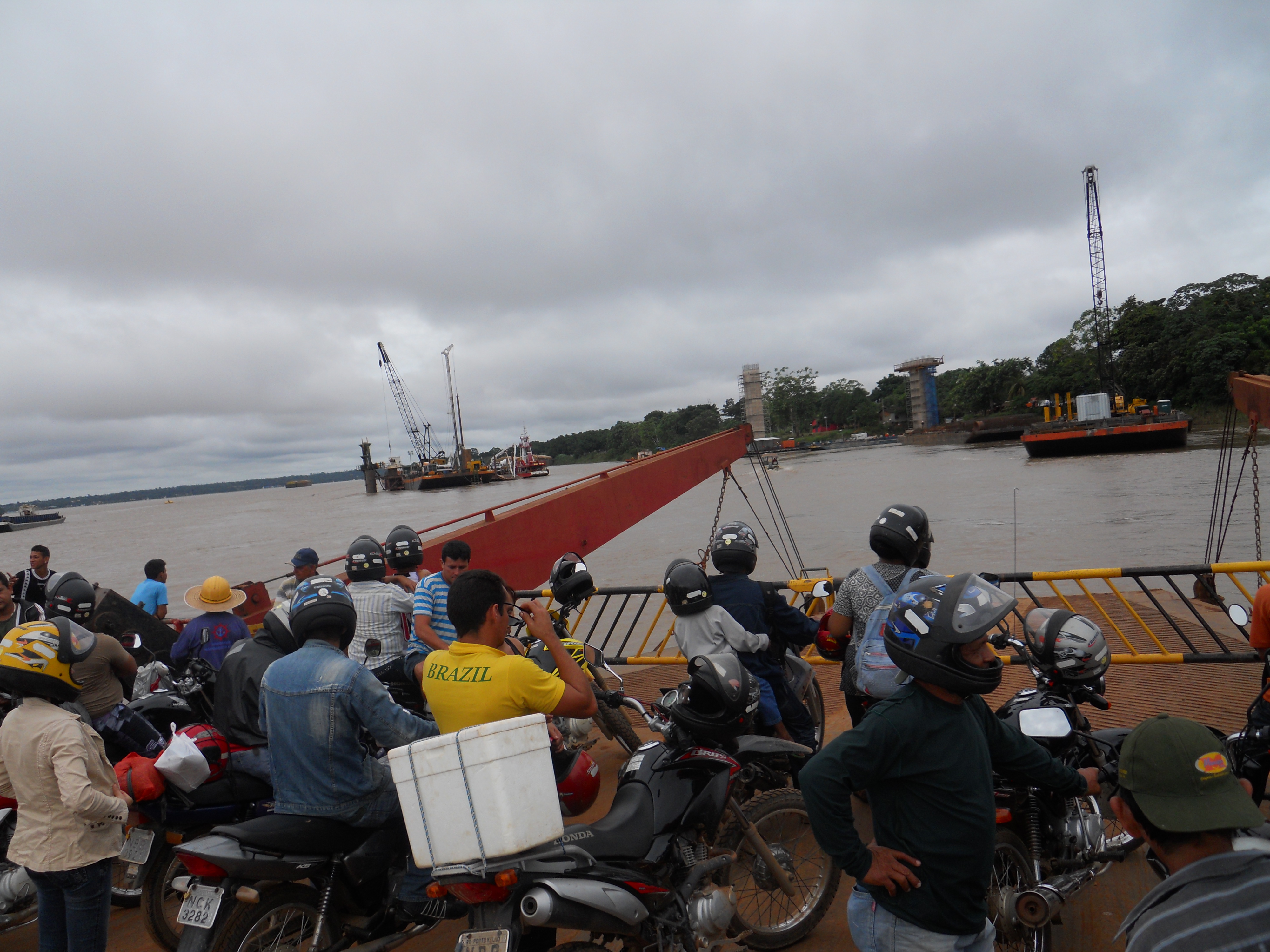 Building the bridge across the Madeira River at Porto Velho, Rondonia, Brazil